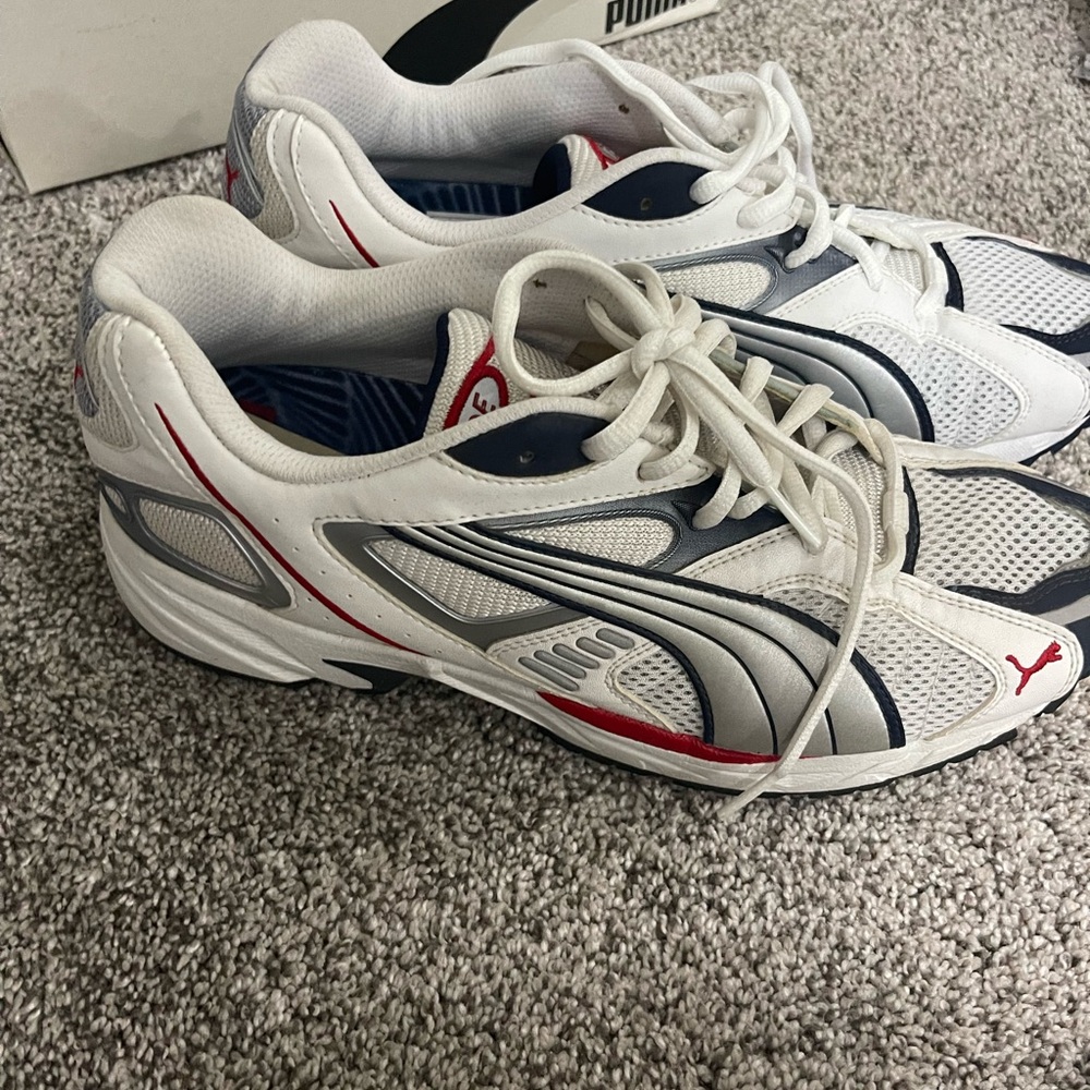 Brand new Puma Men's White and Navy Athletic Shoes